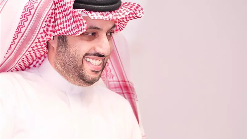 تركي آل الشيخ يسدل الستار على أزمة الإضاءة بملعب نادي الهلال