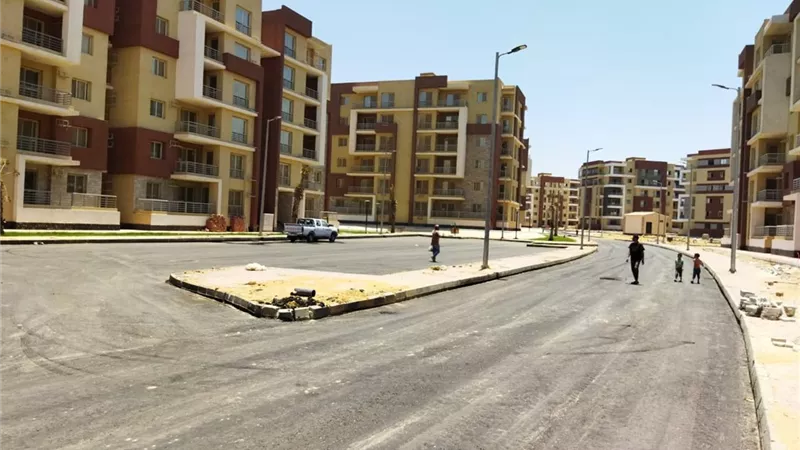الإسكان: طرح 45 محلاً تجارياً و17 وحدة مهنية وإدارية بالقاهرة الجديدة وأسيوط