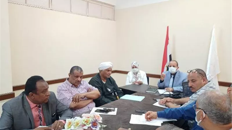 وكيل وزارة التعليم بقنا: تجهيز ٦٠ لجنه لامتحانات الثانويه العامه