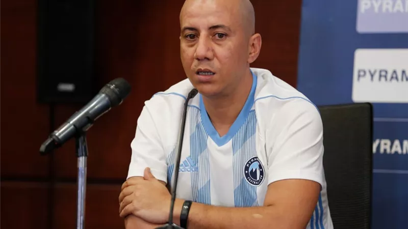 عبد الحفيظ يطالب بإقامة بطولة دورى لـ