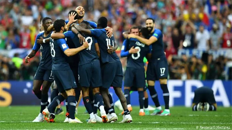 يورو2020.. بنزيمة يسجل التعادل لفرنسا أمام البرتغال #فيديو