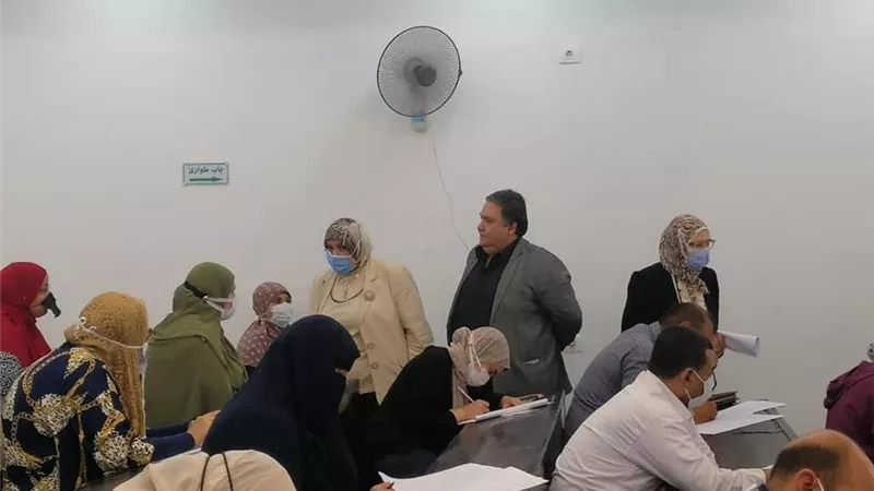 ٣٥٦ طالب وطالبة يؤدون إمتحانات الدراسات العليا بالآداب والافرو أسيوى بجامعة القناة
