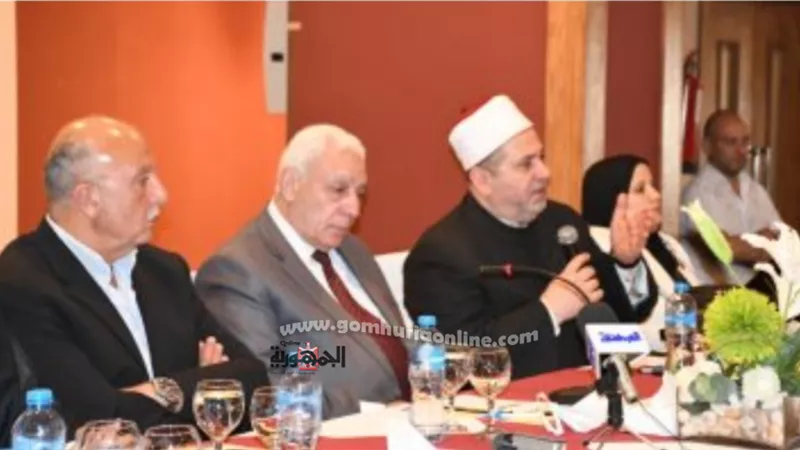 اللجنة الدينية بمجلس النواب تناقش مشكلات اصحاب الورش فى مدينة الحرفيين التابعة لهيئة الاوقاف بالغردقة