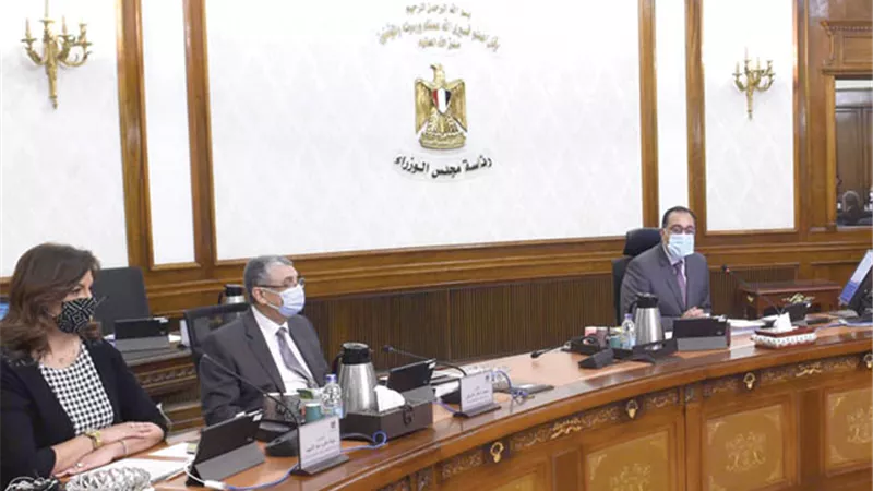 .. وبدأ العد التنازلي للقطار الكهربائي السريع 