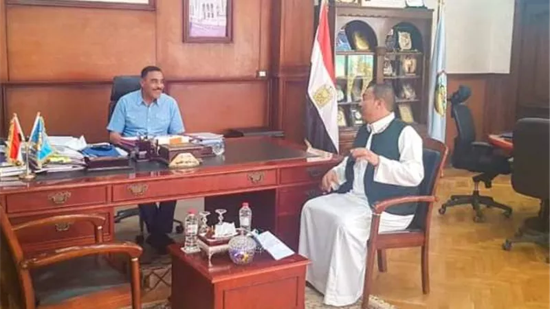 نائب الشيوخ: المحافظ يستجيب لمطالب أهالي مطروح