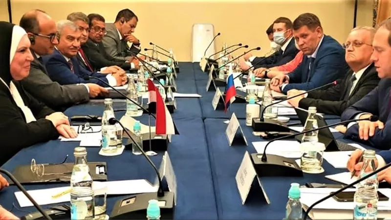 وزيرة التجارة والصناعة تبحث مع نظيرها الروسى تعزيز التعاون الاقتصادي