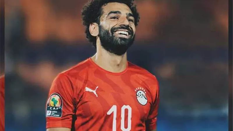 مفيد فوزى: أجور نجوم الكرة تفوق أجور الأدباء.. ومحمد صلاح بيخاف على رجليه