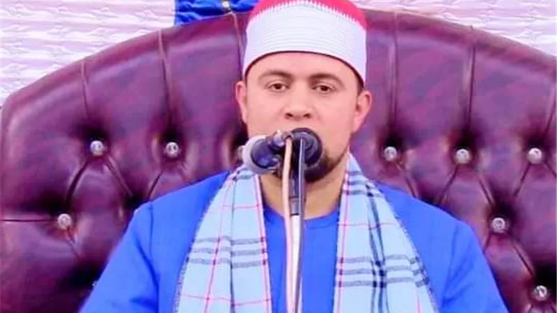 القارئ الشيخ صالح محمد عبدالستار: نجحت علي تخت التلاوة ببر الوالدين