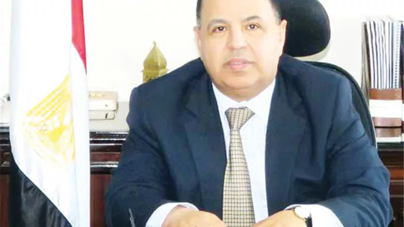 الخبراء : أداء الاقتصاد المصري فاق التوقعات