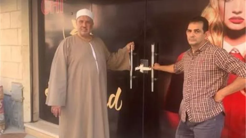 استرداد زاوية مسجد في الإسماعيلية بعد تحويلها لمركز تجميل للسيدات ..صور