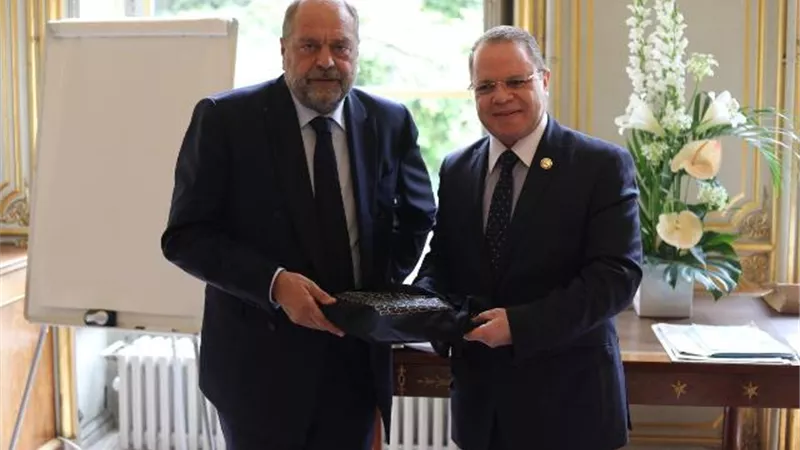 النائب العام لوزير العدل الفرنسي : أكتوبر المقبل يشهد بدء عمل المرأة في النيابة العامة ونرغب في تبادل الخبرات