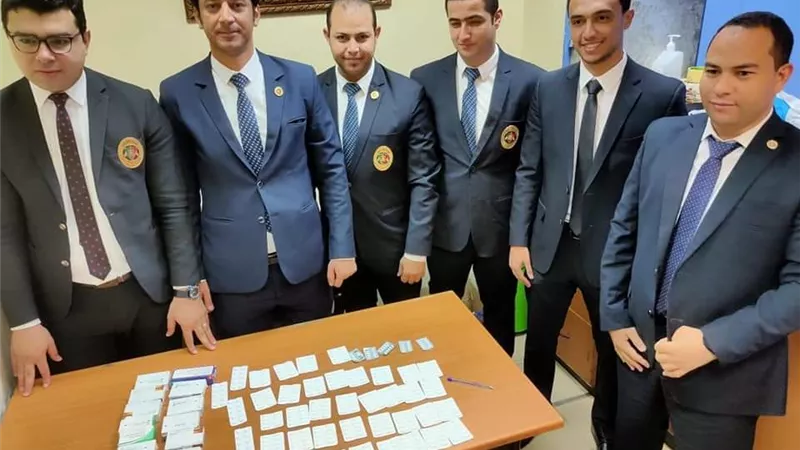 ضبط 405 قرص ترامادول مع راكب بمطار شرم الشيخ