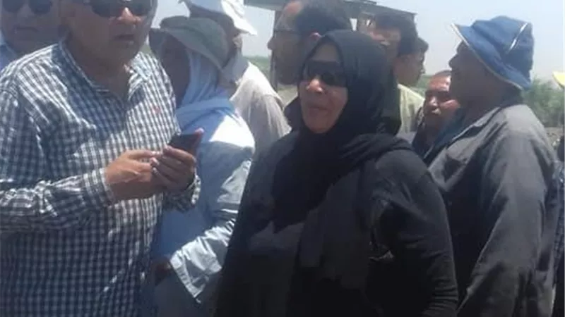 رئيس مركز ومدينة القنطره غرب يتابع اعمال كوبرى البياضيه
