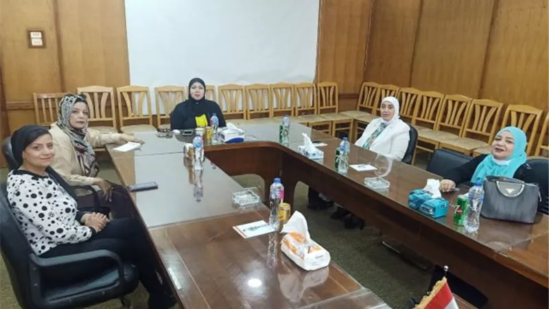 مجلس سيدات الاعمال بالغرفة التجارية بالاسماعيلية يناقش خطة العمل.. بالصور