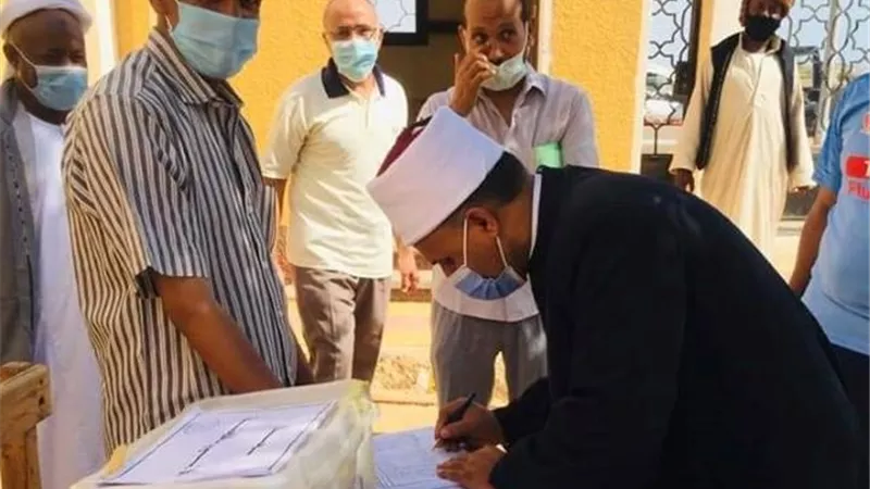 الهدوء يسود امتحان الإنجليزى بالثانوية الأزهرية فى البحر الأحمر.. بالصور