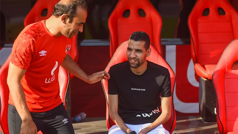 رسالة هامة من مؤمن زكريا للاعبى الأهلى قبل مواجهة الترجى.. شاهد