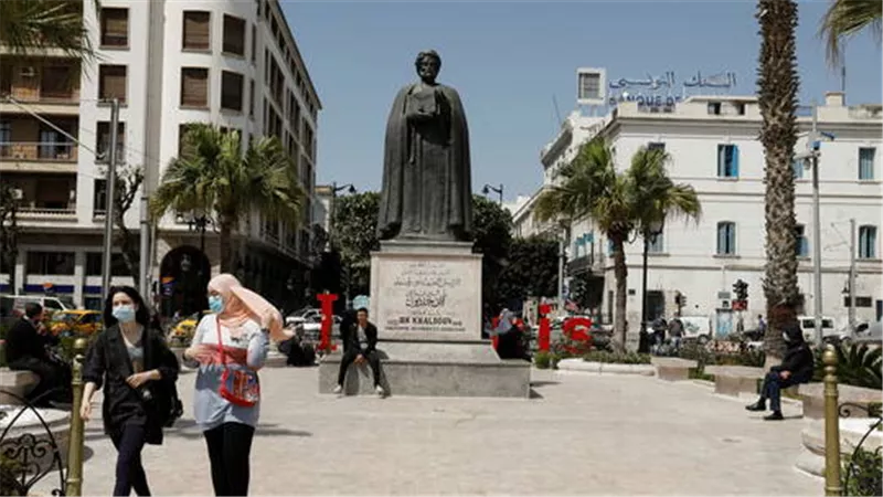 تونس تسجل ارتفاعا قياسيا في عدد الإصابات بكورونا