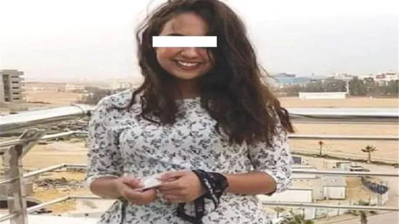 فتاة فستان الامتحان