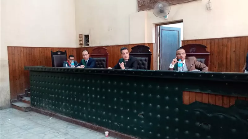 نصح نجله بالامتناع عن المخدرات فقتله .. والمحكمة ترسل أوراقه للمفتي