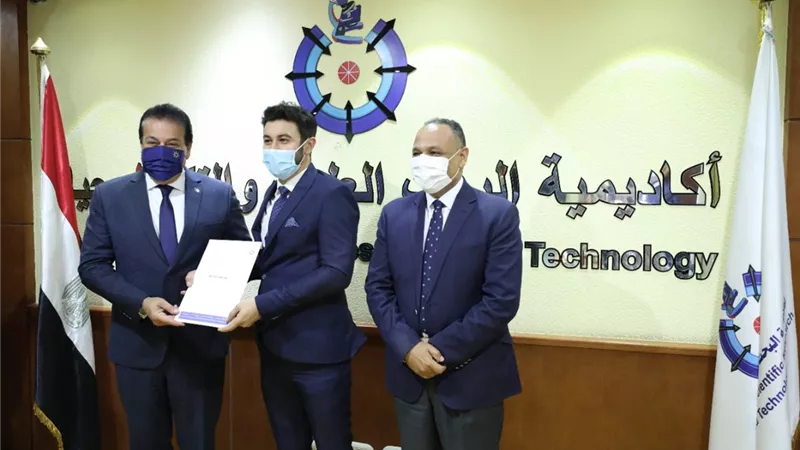 طبخ صحي وآمن .. فرن ضغط يحصد فضية معرض الابتكار الدولى ٢٠٢١
