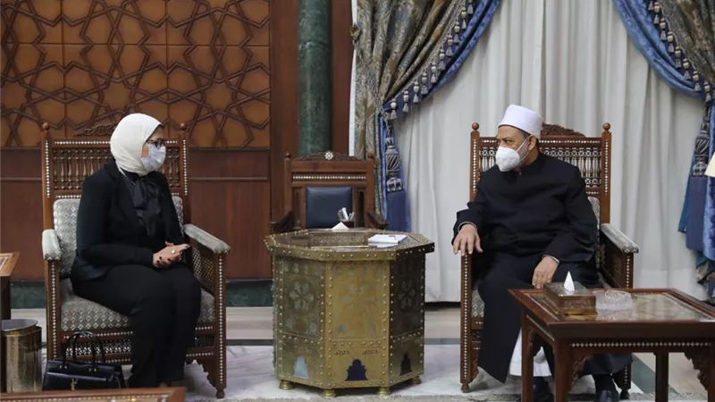 الإمام الأكبر: دعم القطاع الصحي واجب وطني على كافة المؤسسات
