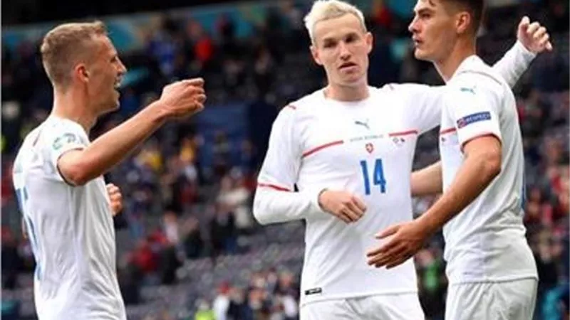 مدرب التشيك يعلن تشكيل فريقه للقاء هولندا فى يورور 2020