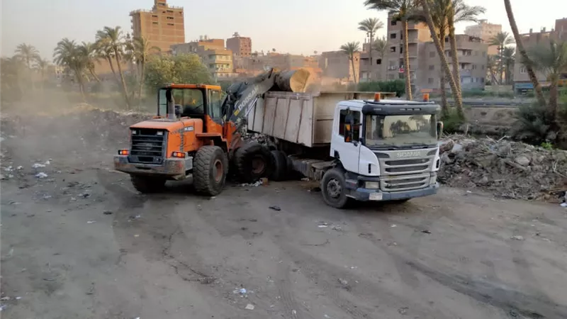 الجيزة ترفع ١٨٠ طن مخلفات رتش ومباني بالحوامدية - صور