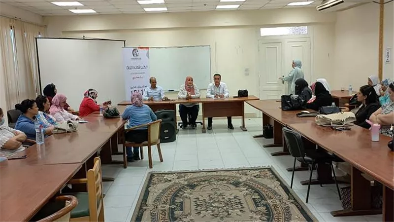 ندوة توعوية لمديرى الحضانات حول ظاهرة العنف ضد الأطفال بالغردقة