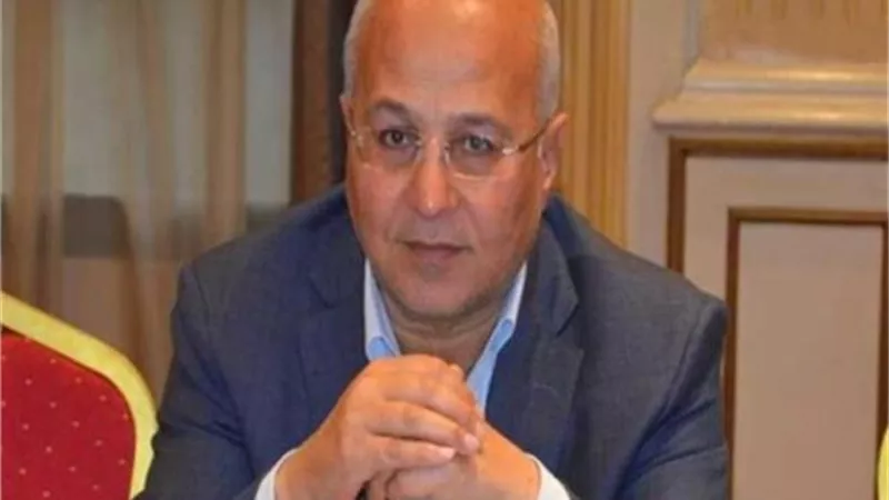 العمال يُثًمِن زيارة الرئيس السيسي للعراق ويشيد بمخرجات 