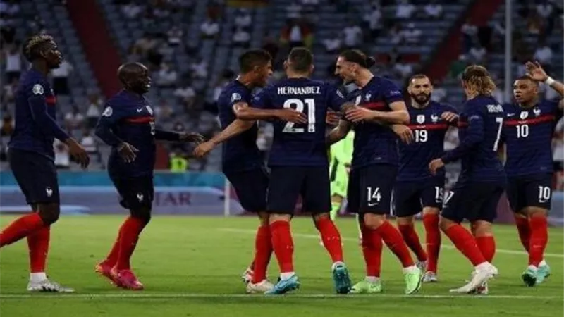 يورو 2020.. التشكيل الرسمي لفرنسا وسويسرا في ثمن النهائي