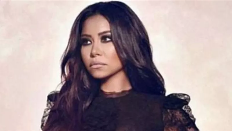 شيرين عبدالوهاب تحسم الجدل حول التسجيل الصوتي المسرب لحماها