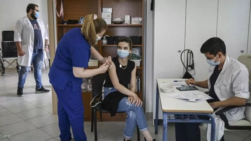 احصل على لقاح كورونا وتقاضى 180 دولارا فورًا في هذا البلد