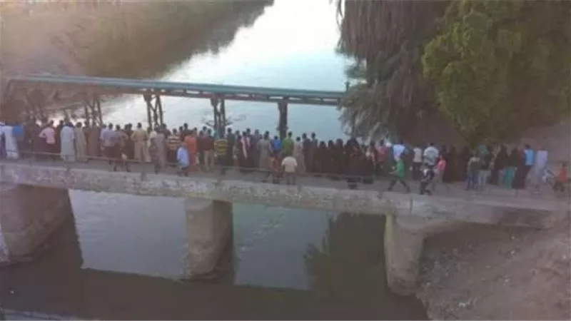 انتشال جثة غريق أسفل كوبرى الشيخ يونس بقنا