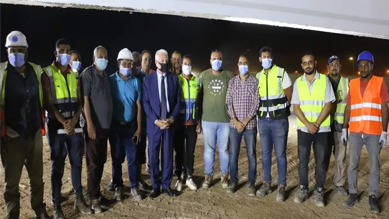فودة يشهد تركيب أول كمرة بكوبري كمين شرم الشيخ / دهب