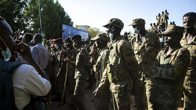 قوات الأمن السودانية تنتشر في محيط القصر الرئاسي