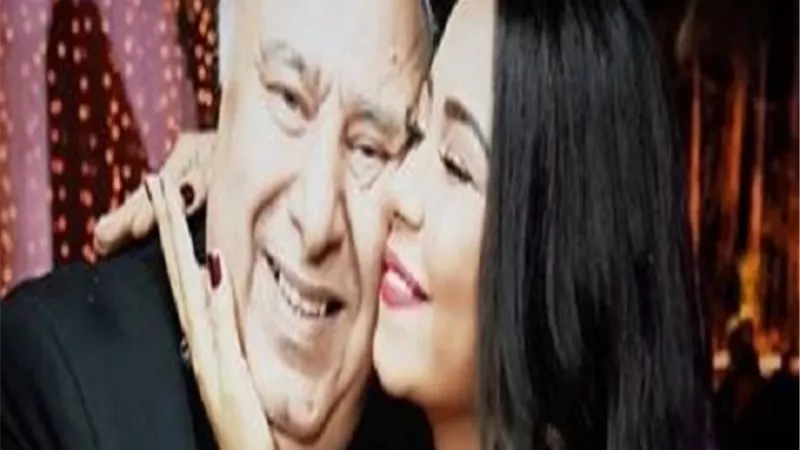 رجعيه لجمهوره ونفذي وعدك ليا.. رسالة من والد حسام حبيب لشيرين عبد الوهاب
