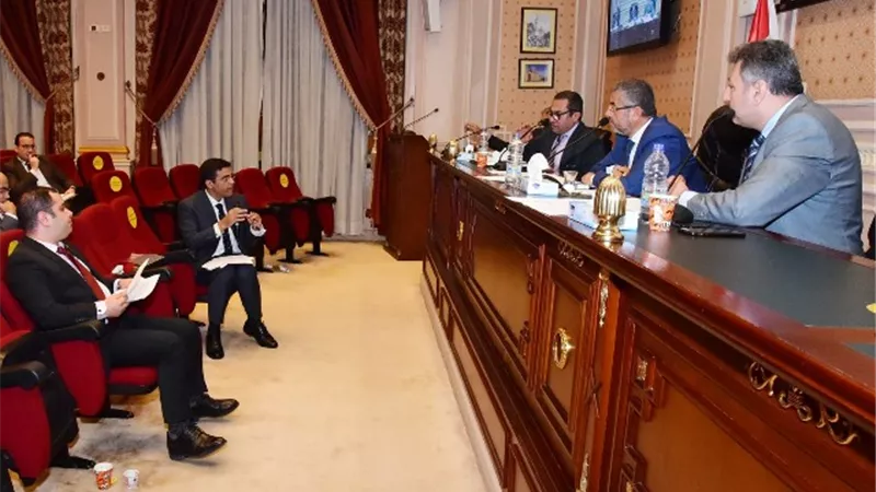 بالصور .. اجتماع لجنة الاسكان والمرافق برئاسة النائب يعد حمودة