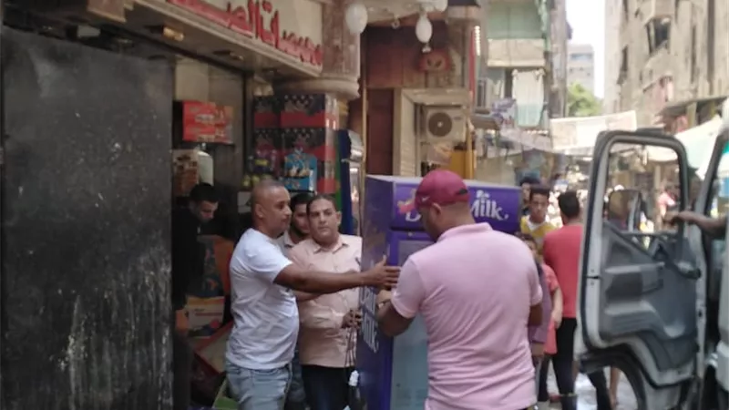 بالصور .. ١٥٠ محضر اشغال ومصادرة ٩٠ شيشه بالمنيرة الغربيه شمال الجيزة