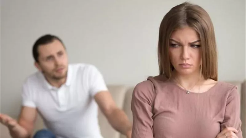 خبيرة علاقات: هذا سبب تحول المرأة لشخصية 