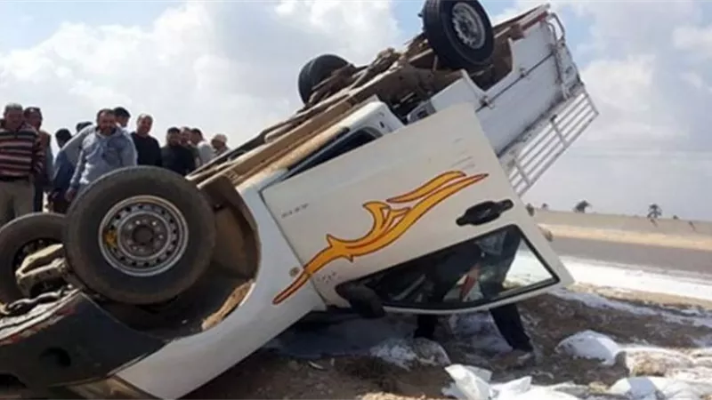 مصرع 3 سائقين أثناء تغيير اطار سيارة بالشرقية