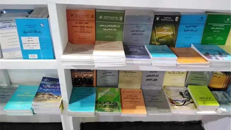 الخشت: 2500 عنوان من الكتب الثقافية والمراجع العلمية والمعاجم بجناح الجامعة