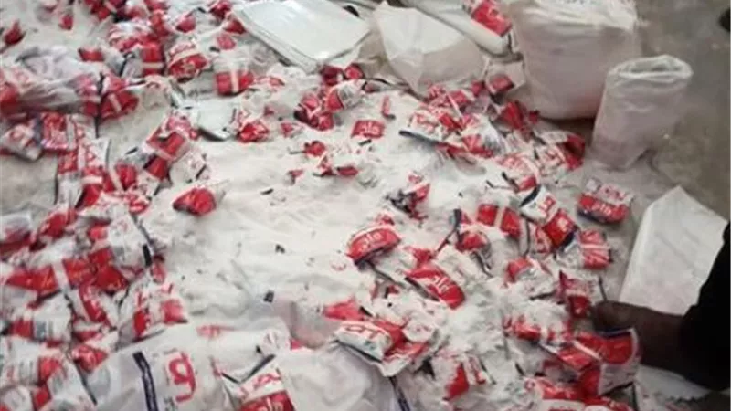 ضبط 15 طن ملح مجهول المصدر في حملة تموينية بالإسماعيلية. .صور