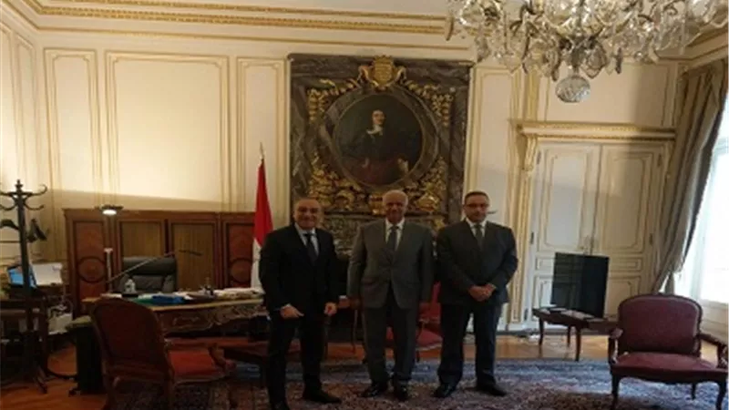 السفير المصري يستقبل رئيس جامعة العلمين في فرنسا