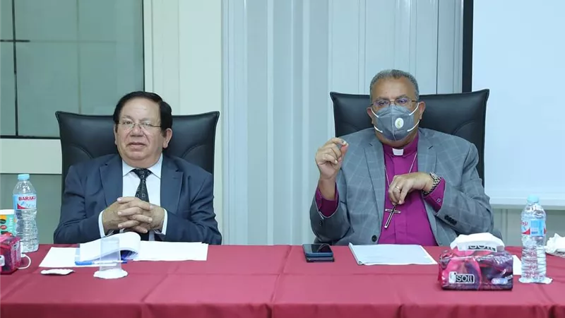 رئيس الطائفة يجتمع بالمجلس الإنجيلي العام وكليات اللاهوت الإنجيلية