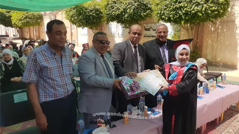 احتفالية يمناسبة ذكرى 30 يونيو بمدرسة المستقبل الخاصة للبنات بكفرالدوار