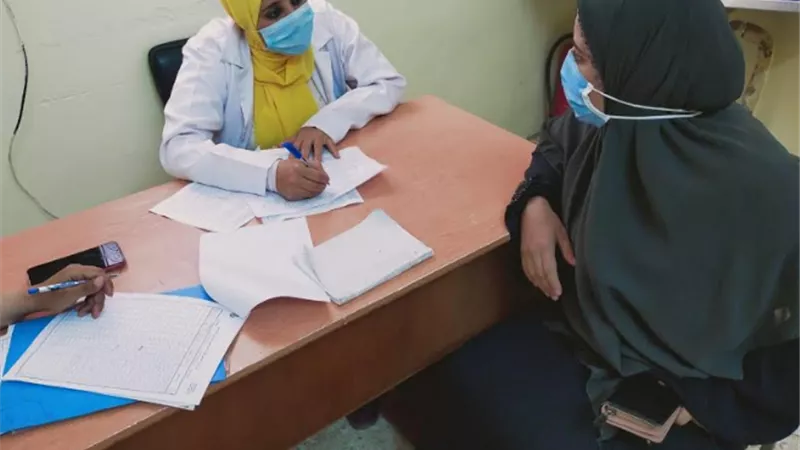 علاج ١٣٠٠ مريضا بالقافلة الطبية في بني صالح ببلبيس