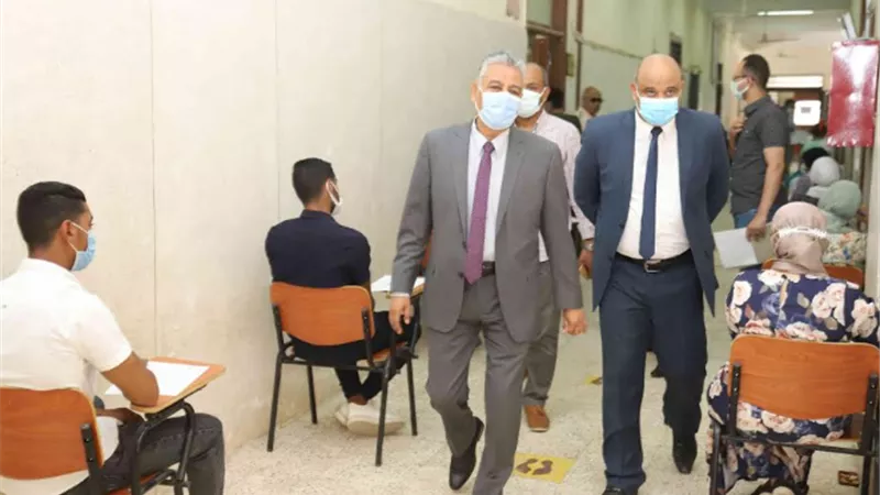 تواصل اعمال الامتحانات في 9 كليات بجامعة جنوب الوادي