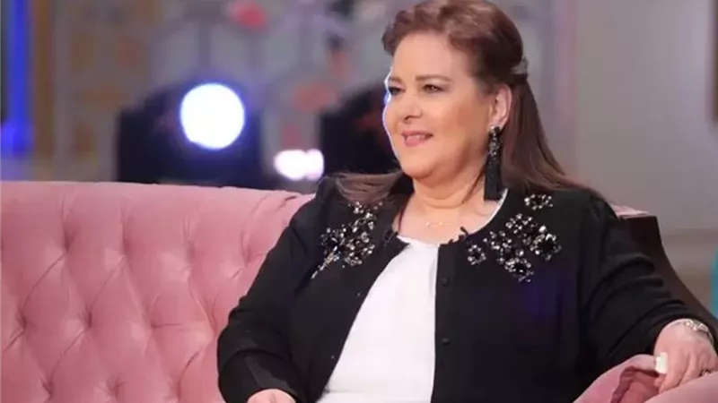 تفاصيل جديدة عن تطورات الحالة الصحية للفنانة دلال عبد العزيز