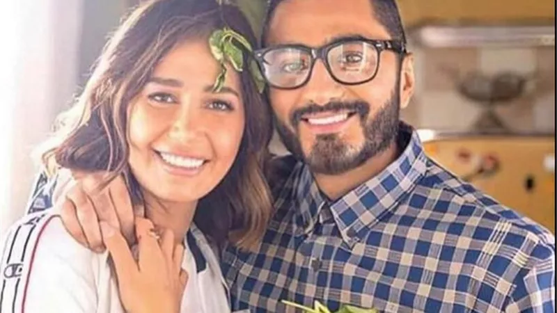 لن تصدق.. حلا شيحة تلغى متابعة تامر حسنى