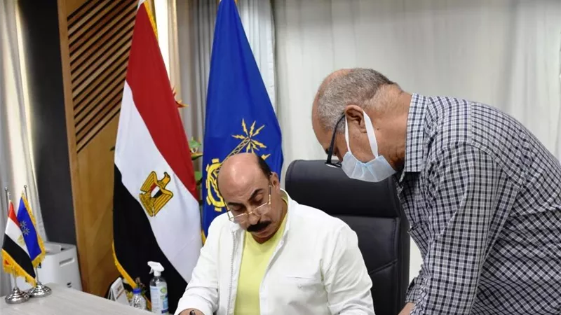محافظ أسوان يعتمد المجموعة السادسة من طلبات التصالح في مخالفات البناء